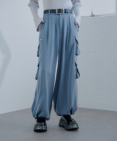 HARE(ハレ)の「【一部カラー接触冷感素材】2WAYトロミカーゴパンツ(HARE)(カーゴパンツ・レディース・ブルー/ブラック/ピンク/ブルーグリーン/イエロー/ブラック系その他・FREE)」の14枚目の写真