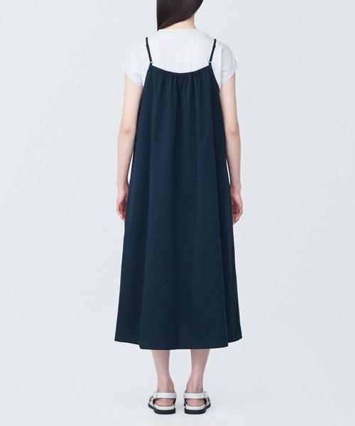 無印良品(ムジルシリョウヒン)の「婦人 シワになりにくい ブロードキャミソールワンピース(ワンピース・レディース・ネイビー系/グレー/ブラック・XS/XL/L/M/S)」の13枚目の写真