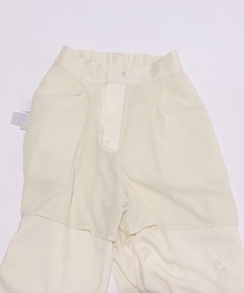 HARE(ハレ)の「サテンダブルポケットカーゴパンツ(HARE)(カーゴパンツ・レディース・ブラック/ライトグリーン/ホワイト・FREE)」の6枚目の写真