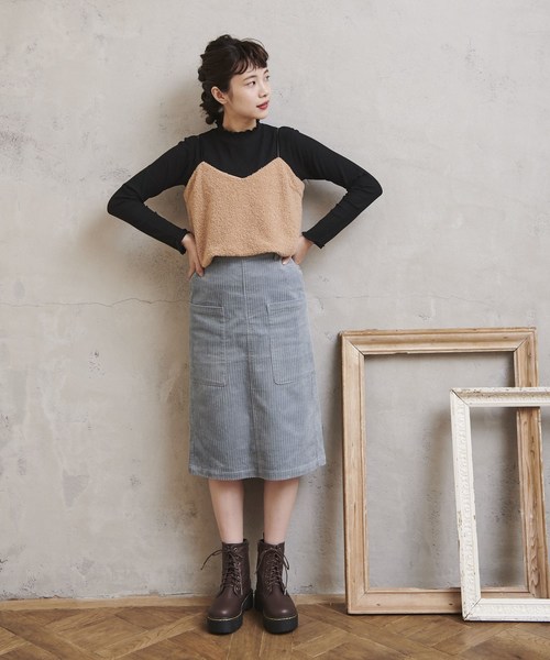 OLIVE des OLIVE(オリーブデオリーブ)の「ランダムコーデュロイ ナロースカート(スカート・レディース・ブラック/ベージュ/レッド/サックスブルー・FREE)」の19枚目の写真
