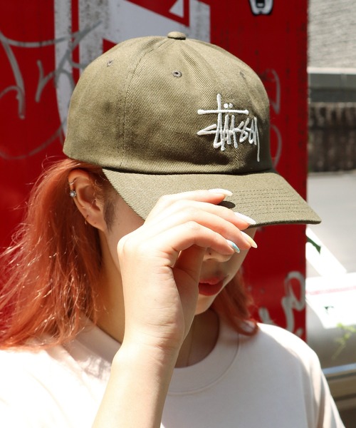 STUSSY(ステューシー)の「STUSSY/ステューシー BIG LOGO TWILL LOW PRO CAP キャップ(キャップ・メンズ・ブラック/オリーブ・FREE)」の22枚目の写真