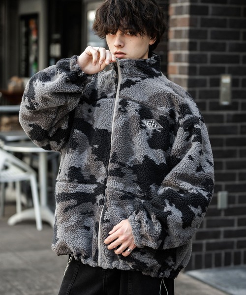 Rocky Monroe(ロッキーモンロー)の「新色追加 2Wayリバーシブル 両A面オーバーサイズワンポイントサークルロゴ刺繍スタンドネックボアブルゾン(ブルゾン・メンズ・グレー/ブラック/アイボリー/ワイン/チャコール/ネイビー/ブラウン/ブラック系/ベージュ・M/L/XL)」の10枚目の写真