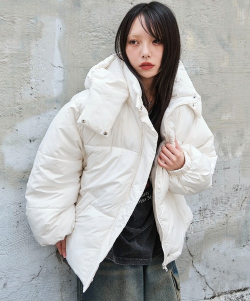 WEGO(ウィゴー)の「WEGO/2WAYフードパファーブルゾン(ダウンジャケット/コート・レディース・アイボリー/ブラック・SMALL/MEDIUM)」の9枚目の写真
