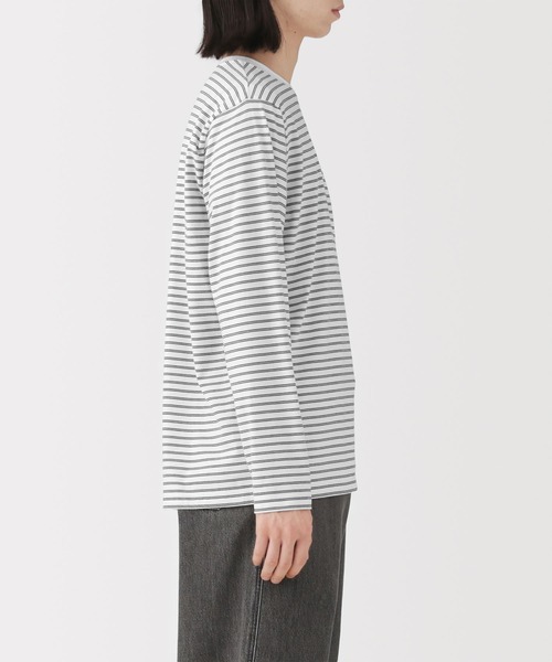 無印良品(ムジルシリョウヒン)の「紳士 天竺編みクルーネック長袖Tシャツ(ボーダー)(Tシャツ/カットソー・メンズ・グレー系/ブラック系/ホワイト系/ホワイト系1・S/M/L/XL)」の15枚目の写真