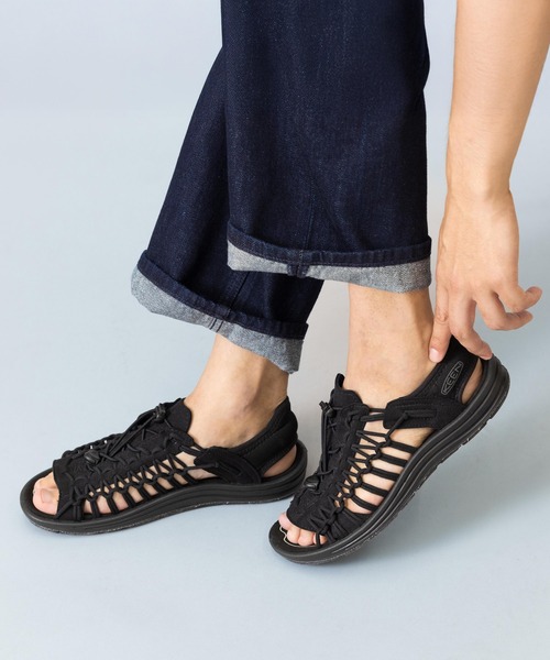 KEEN(キーン)の「UNEEK II OT / ユニーク ツー オーティー / メンズ スニーカー サンダル(サンダル・メンズ・ブラック・25cm/25.5cm/26cm/26.5cm/27cm/27.5cm/28cm/29cm/30cm/28.5cm/31cm)」の13枚目の写真