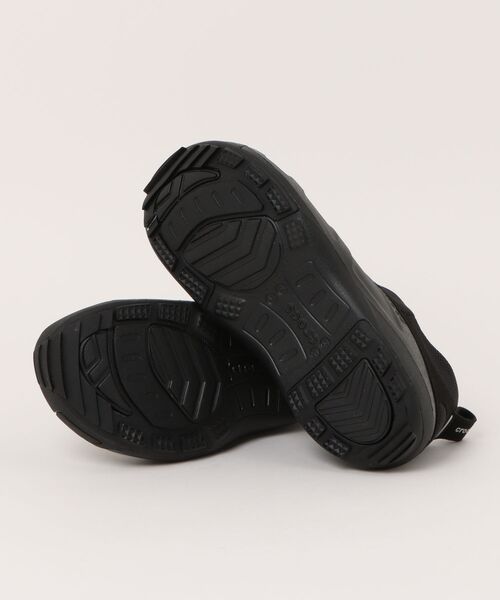 crocs(クロックス)の「【CROCS】209350-001 Quick Trail Low(スリッポン・メンズ・ブラック・28cm/27cm/29cm/26cm)」の3枚目の写真