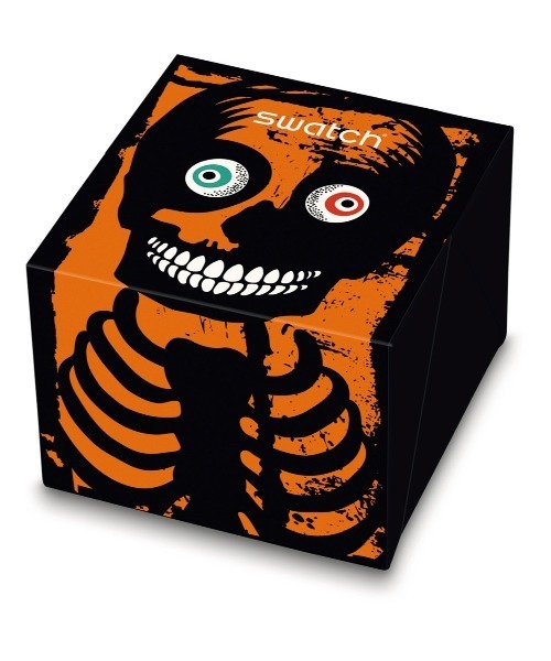 SWATCH(スウォッチ)の「IT'S SPOOKY TIME(アナログ腕時計・メンズ・ブラック・FREE)」の3枚目の写真