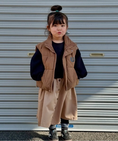 ikka(イッカ)の「フクレジャカードドッキングスカートワンピース(120~160cm)(ワンピース・キッズ・ブラック/ベージュ・120/130/140/150/160)」の21枚目の写真