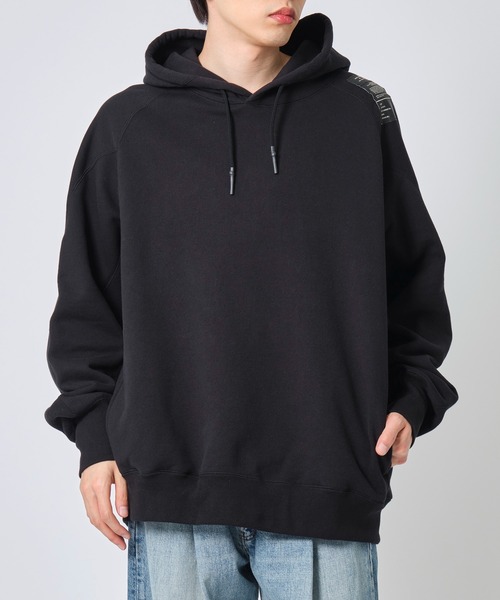 N.HOOLYWOOD(N.ハリウッド)の「POCKET HOODIE(パーカー・メンズ・ブラック/ブルー・40/38)」の2枚目の写真