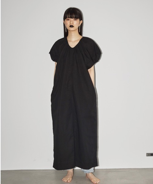 TODAYFUL(トゥデイフル)の「パフスリーブドレス(ワンピース・レディース・ブラック/キナリ/キャメル・36inch/38inch)」の1枚目の写真