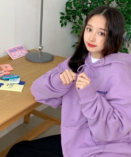 A'GEM/9 × .kom『muah muah/ムーアムーア』POINT LOGO OVERFIT HOODIE/ポイントロゴ オーバーフィットフーディー プルオーバーパーカーの17枚目の写真