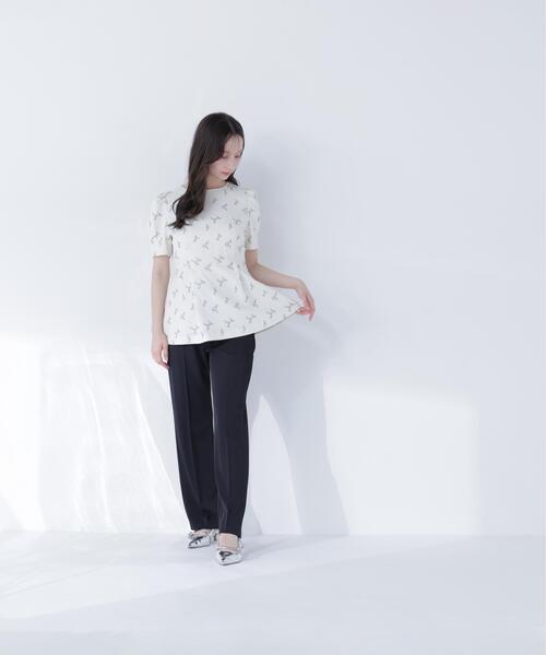 NATURAL BEAUTY BASIC(ナチュラルビューティーベーシック)の「ラメ刺繍ペプラムブラウス(シャツ/ブラウス・レディース・ホワイト系その他/イエロー系その他/グレー系その他・MEDIUM/SMALL)」の16枚目の写真