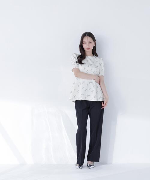 NATURAL BEAUTY BASIC(ナチュラルビューティーベーシック)の「ラメ刺繍ペプラムブラウス(シャツ/ブラウス・レディース・ホワイト系その他/イエロー系その他/グレー系その他・MEDIUM/SMALL)」の18枚目の写真