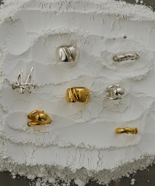 loni(ロニ)の「Nuance Stone Ring(リング・レディース・シルバー/ゴールド・#13/#11)」の13枚目の写真