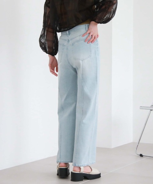 archives(アルシーヴ)の「センターシームデニムパンツ(デニムパンツ・レディース・ブルー/サックスブルー・SMALL/MEDIUM)」の5枚目の写真