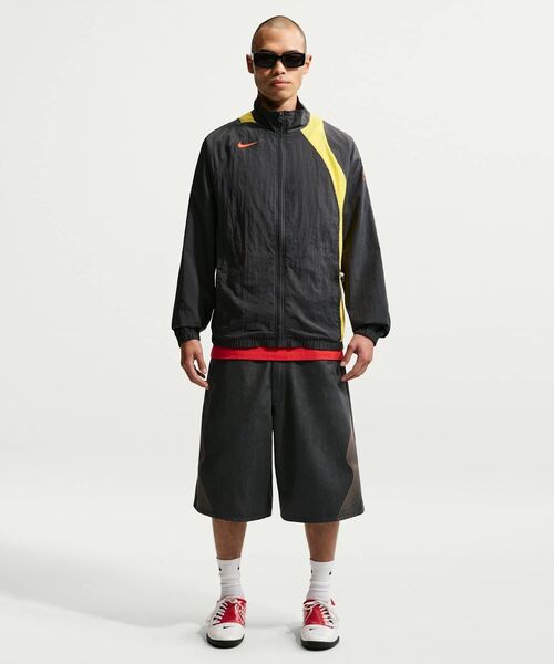 NIKE(ナイキ)の「ナイキ スポーツウェア メンズ デニム ショートパンツ / Nike Sportswear Men's Denim Shorts IR6783-060 Anthracite(デニムパンツ・メンズ・スミクロ・40/38/36/34/32/30/28)」の9枚目の写真