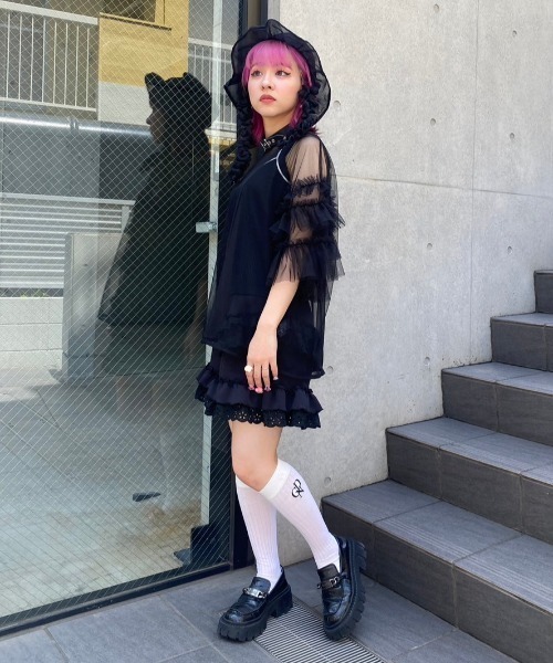 Candy Stripper(キャンディストリッパー)の「PRECOCIOUS FRILL ショーツ(その他パンツ・レディース・ブラック/アイボリー・2)」の19枚目の写真