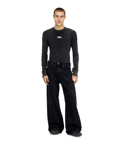 DIESEL(ディーゼル)の「メンズ リラックスフィットデニムパンツ D-RISE L.30(デニムパンツ・メンズ・ブラック系その他・26inch/34inch/36inch/32inch/30inch/28inch)」の4枚目の写真