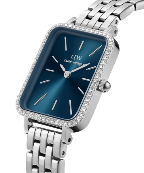 Daniel Wellington(ダニエルウェリントン)の「Quadro Bezel 5-Link 20*26mm(アナログ腕時計・レディース・ホワイト×シルバー/シルバー×ブルー・ONE SIZE)」の4枚目の写真
