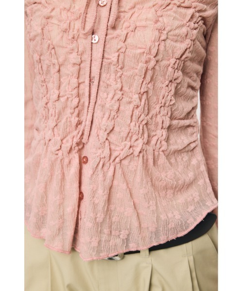 MOUSSY(マウジー)の「【EC限定カラー:ブラウン】SHIRRING LACE トップス(シャツ/ブラウス・レディース・アイボリー/ピンク/ブラウン/ブラック・FREE)」の15枚目の写真