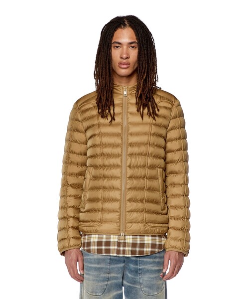 DIESEL(ディーゼル)の「メンズ 中綿 ウィンタージャケット レギュラーフィット シンサレート(ナイロンジャケット・メンズ・ホワイト/ブラック/ブラウン・46/48/52/50/44/54)」の13枚目の写真