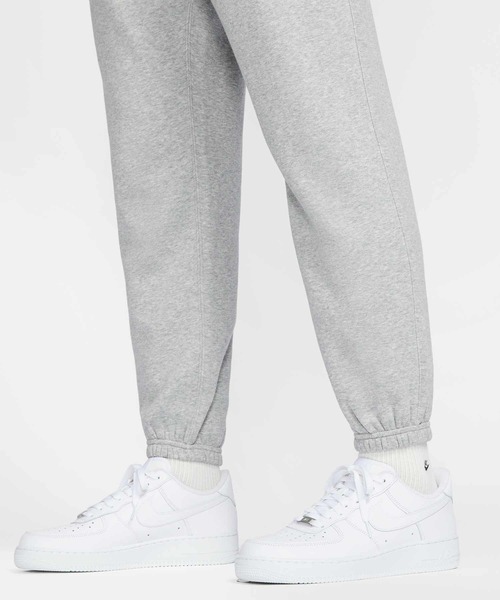 NIKE(ナイキ)の「《セットアップ対応商品》ナイキ クラブ メンズ フリース パンツ / Nike Club Men's Fleece Pants HJ2187-063 Dark Grey Heather(スウェットパンツ・メンズ・グレー系その他・2XL/L/M/S/XL)」の3枚目の写真