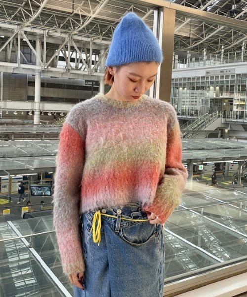 Ray BEAMS(レイビームス)の「Ray BEAMS / グラデーション クルーネック プルオーバー(ニット/セーター・レディース・グリーン系その他2/ピンク・ONE SIZE)」の17枚目の写真