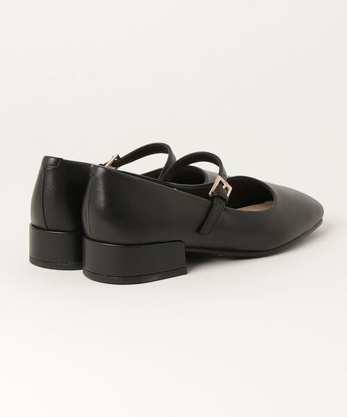 Clarks(クラークス)の「Seren30 Buckle / セレン30バックル (ブラックレザー)(パンプス・レディース・ブラック・UK5.5/UK3.5/UK5/UK3/UK4/UK4.5/UK6)」の2枚目の写真