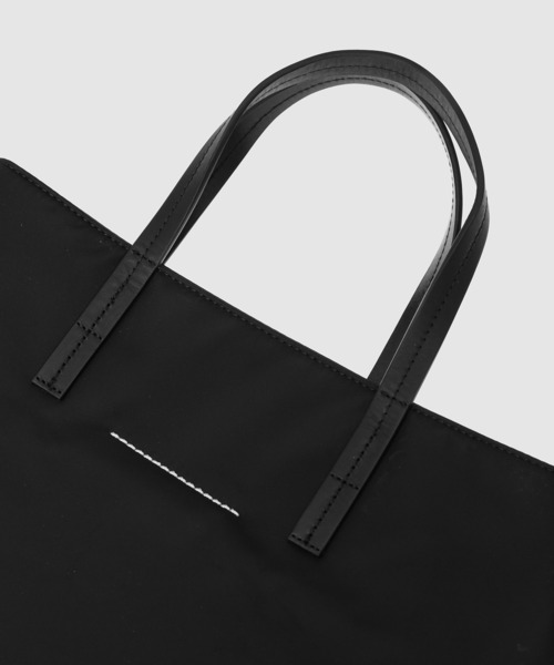 MM6 Maison Margiela(エムエムシックス メゾン マルジェラ)の「BORSA SHOPPING(トートバッグ・レディース・その他・UNI)」の4枚目の写真