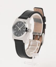 NIXON | 【NIXON/ニクソン】Small Time Teller Leather アナログ 電池式 時計 レザーベルト ビジネスシーンにもおすすめのデザイン(アナログ腕時計)