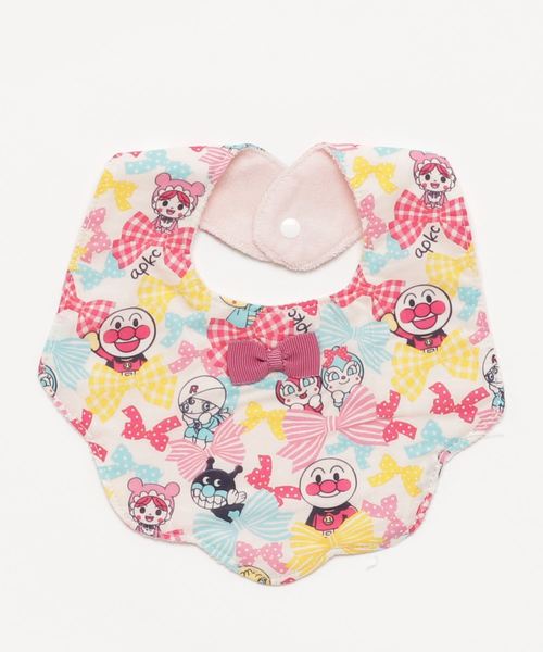 ANPANMAN KIDS COLLECTION(アンパンマンキッズコレクション)の「【アンパンマン】リボン総柄スカラップスタイ(スタイ/よだれかけ・キッズ・オフホワイト/ピンク・FREE)」の2枚目の写真