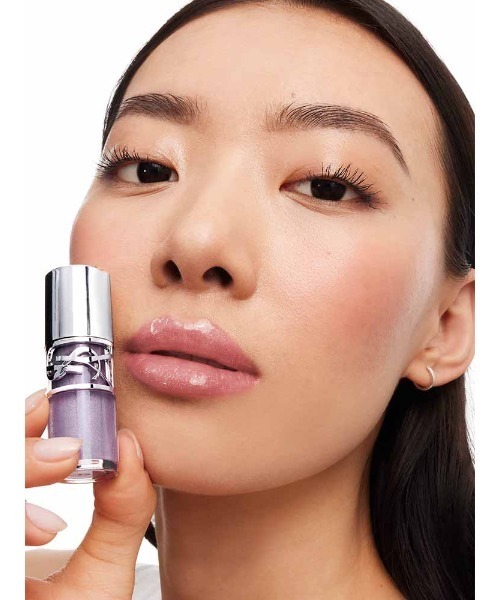 Yves Saint Laurent Beaute(イヴ・サンローラン・ボーテ)の「終売【数量限定】YSL ラブシャイン オイルグロス(口紅/リップティント/グロス・レディース・1 - サンダー スティーラー/2 - ラッキー ムーンストーン/5 - カリフォルニア サンシャイン・FREE)」の6枚目の写真