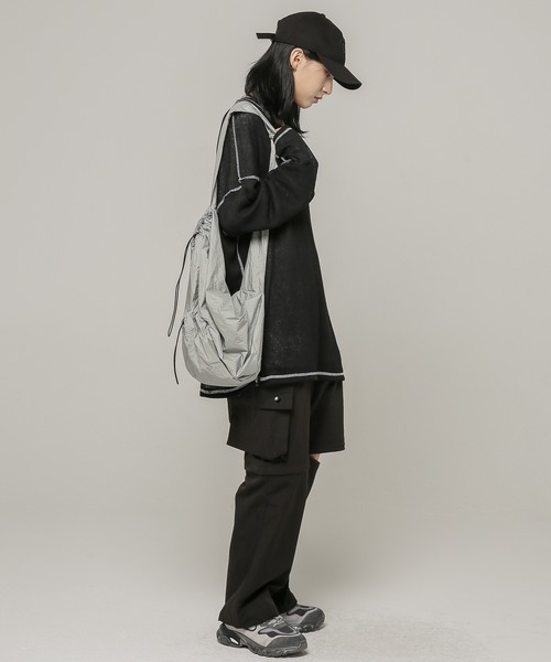 FEKETE SEE-THROUGH OVERSIZED LONG SLEEVES TEEの12枚目の写真