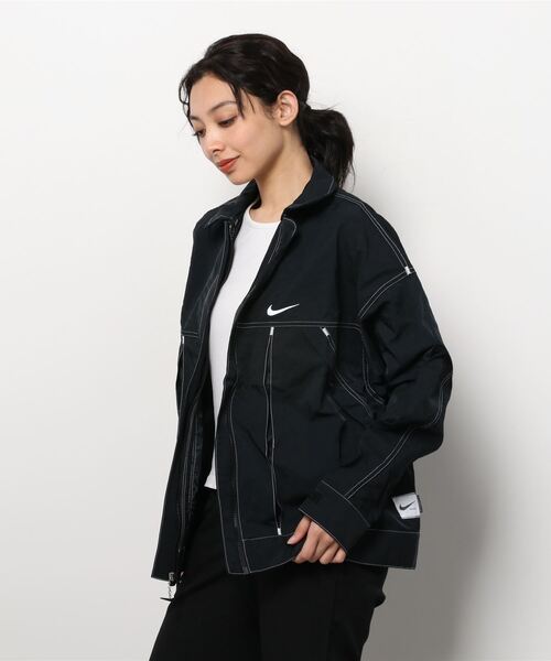 NIKE(ナイキ)の「NIKE WMNS NSW SWOOSH WOVEN JACKET DM6204-010(その他アウター・レディース・ブラック・MEDIUM/LARGE)」の7枚目の写真