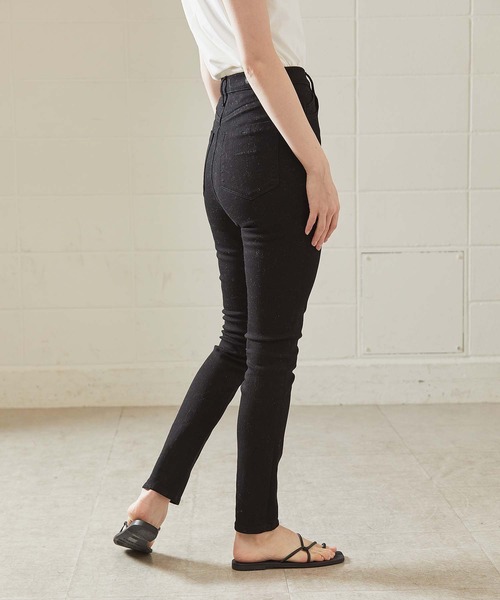YANUK(ヤヌーク)の「【YANUK/ヤヌーク】BESTIE スキニーデニム(デニムパンツ・レディース・ブラック・MEDIUM/LARGE/SMALL)」の15枚目の写真