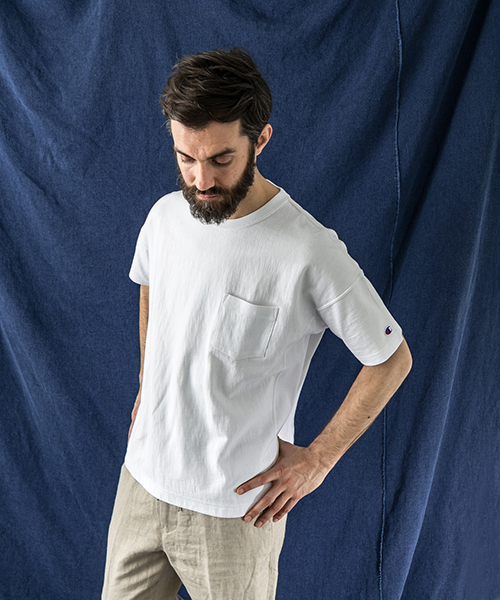 Champion(チャンピオン)の「Champion×WNW REVERSE WEAVE LOOSE TEE(Tシャツ/カットソー・メンズ・グレー/ブラック/ホワイト・MEDIUM/SMALL/LARGE)」の1枚目の写真