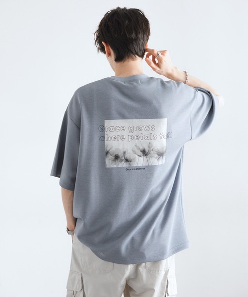 RAGEBLUE(レイジブルー)の「フラワーフォトプリント/オーバーサイズポンチTシャツ(Tシャツ/カットソー・メンズ・ブラック/ライトグレー/ホワイト/ライトブルー/ダークグリーン・SMALL/LARGE/MEDIUM)」の1枚目の写真
