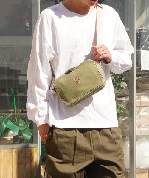 U.S. POLO ASSN.(ユーエスポロアッスン)の「【U.S. POLO ASSN.】 ユーエスポロアッスン Washed Cotton クロスボディショルダーバッグ USPA-2645(ショルダーバッグ・レディース・カーキ/ブラック/ベビーピンク/ブルー/パープル/インディゴブルー/ホワイト・FREE)」の4枚目の写真