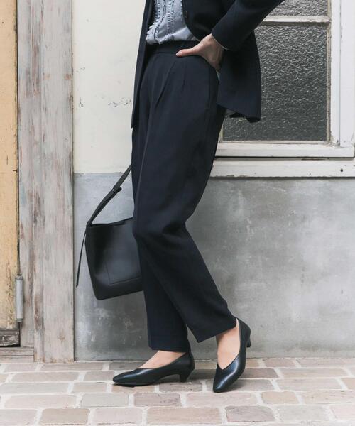 URBAN RESEARCH DOORS(アーバンリサーチドアーズ)の「ドレステーパードパンツ(その他パンツ・レディース・ネイビー/ブラック・SMALL/MEDIUM)」の5枚目の写真