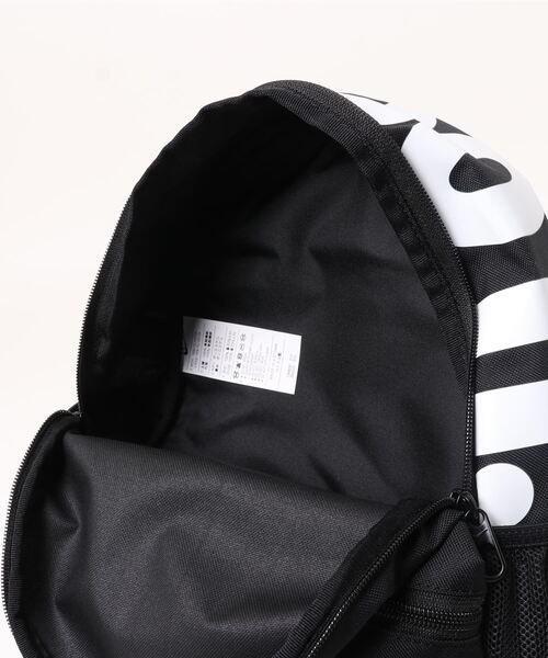 NIKE(ナイキ)の「《NIKEアパレル》ナイキ YTHブラジリアJDIミニバックパック(バックパック/リュック・キッズ・ブラック/ホワイト系その他/ライトグリーン/アクア/グリーン系その他/オレンジ/ライトパープル/ライトブラウン/レッド系その他/ピンク/レッド/ブラック×シルバー/レッド系その他2/ブルー・フリー)」の17枚目の写真