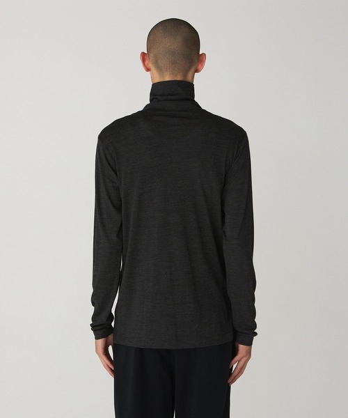 Merino Wool Turtleneck Long Sleeve T-Shirtの6枚目の写真