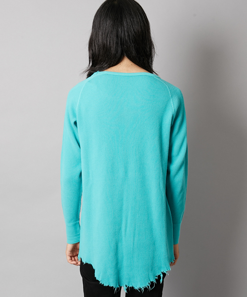 AMERICAN RAG CIE(アメリカンラグシー)の「裾ダメージ加工 丸胴 ロングサーマル 長袖 カットソー WEB限定(Tシャツ/カットソー・メンズ・ホワイト/ピンク/ブルー/ネイビー/チャコールグレー・1/2/3)」の12枚目の写真