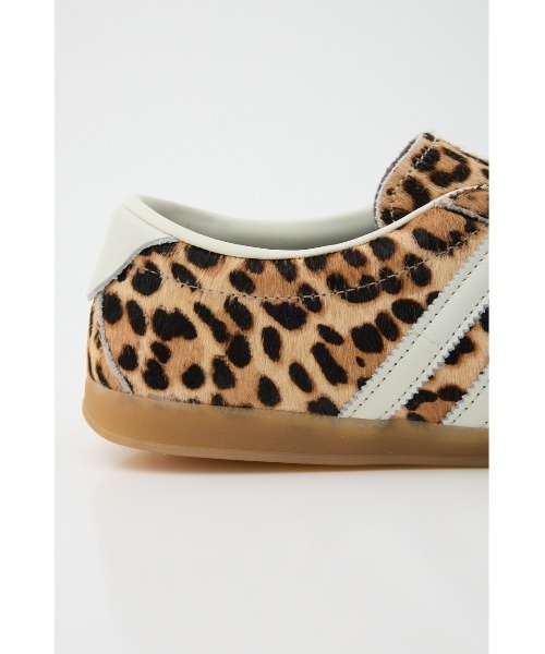 MOUSSY(マウジー)の「adidas GAZELLE LO PRO W(スニーカー・レディース・ブラウン系その他・23.5cm/24cm/24.5cm)」の6枚目の写真
