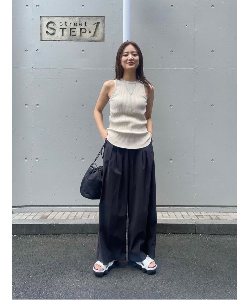 LAATO(ラート)の「PAD TANK TOP(タンクトップ・レディース・ベージュ/オフホワイト/ブラック・FREE)」の18枚目の写真