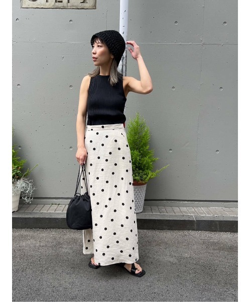 LAATO(ラート)の「PAD TANK TOP(タンクトップ・レディース・ベージュ/オフホワイト/ブラック・FREE)」の21枚目の写真