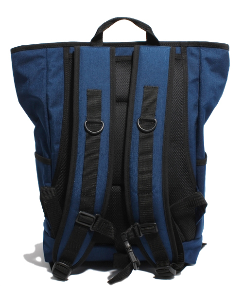 Manhattan Portage(マンハッタンポーテージ)の「Washington SQ Backpack -ワシントンスクエア バックパック-(バックパック/リュック・メンズ・ブラック/ネイビー/ダークネイビー/ウッドランド・MEDIUM)」の6枚目の写真