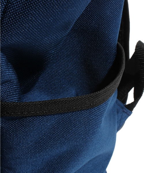 Manhattan Portage(マンハッタンポーテージ)の「Washington SQ Backpack -ワシントンスクエア バックパック-(バックパック/リュック・メンズ・ブラック/ネイビー/ダークネイビー/ウッドランド・MEDIUM)」の8枚目の写真