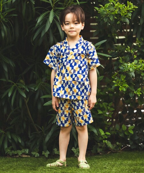 BEAMS mini(ビームスミニ)の「幾何学柄 甚平 2026SS (90~130cm)お祭り 女の子 男の子 夏休み 花火大会 夕涼み(浴衣・キッズ・ブルー/オレンジ・S(90~100)/M(110~120)/L(130~140))」の1枚目の写真
