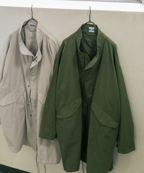 ARMY TWILL(アーミーツイル)の「『別注』ARMY TWILL×Sonny Label Fish Tail Coat(モッズコート・メンズ・ライトグレー/カーキ・MEDIUM/LARGE/X-LARGE)」の10枚目の写真