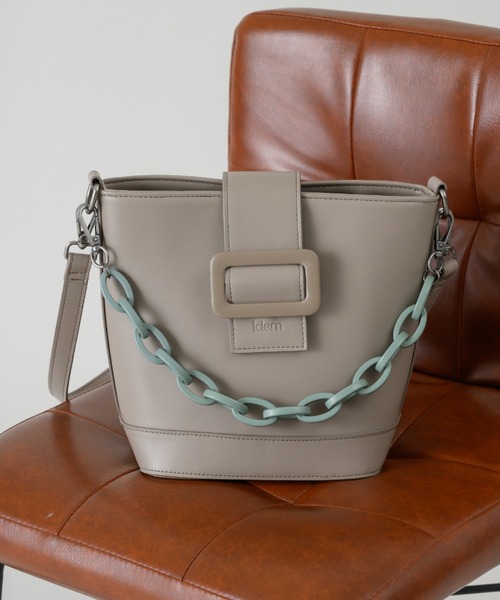 idem(イデム)の「bucket chain bag/チェーン付ショルダーバッグ(ショルダーバッグ・レディース・グレイッシュベージュ/アイボリー/ブラック・FREE)」の21枚目の写真
